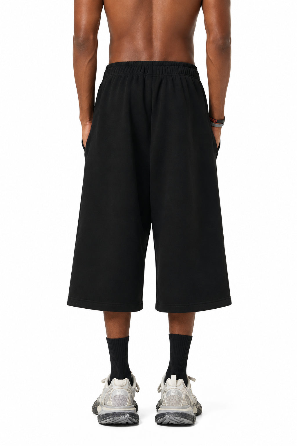 Relaxed Drawstring Three-quarter Sweatpants